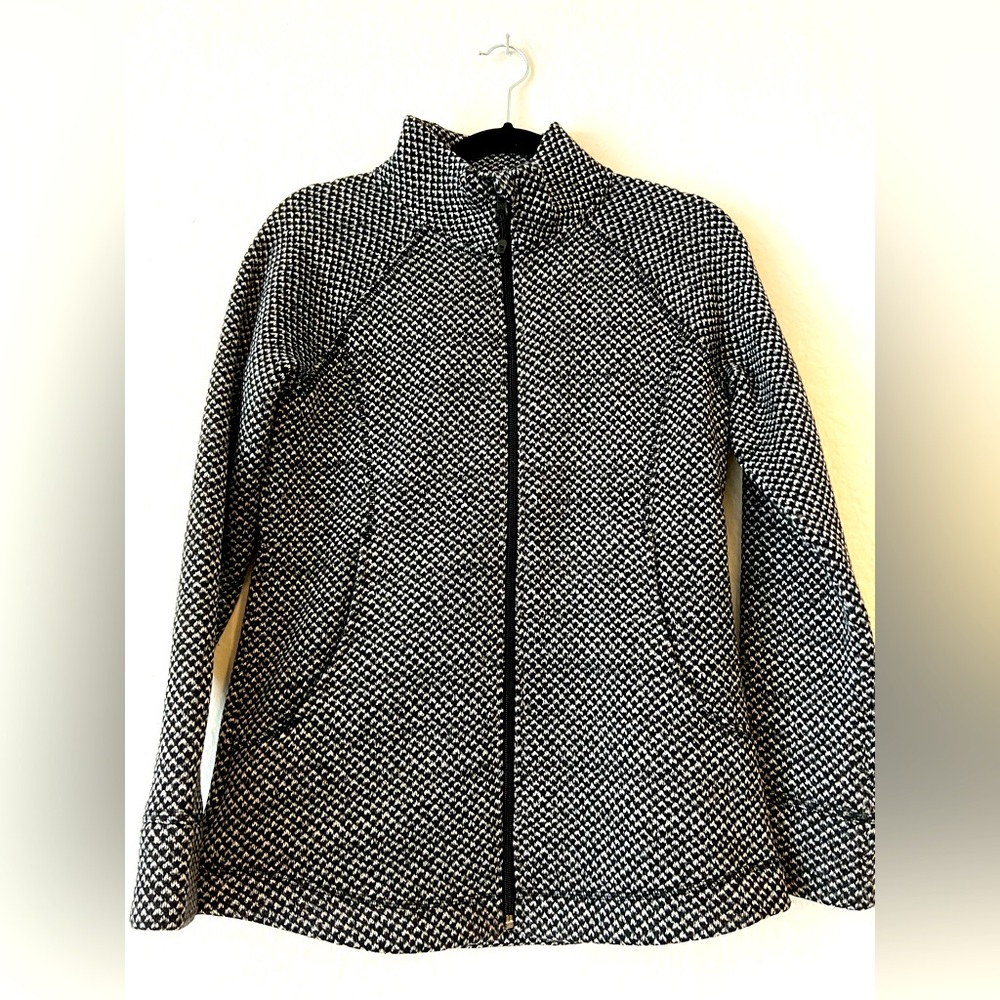 NWT TALBOTS Jacket sweater cardigan with zipper. Side pockets.